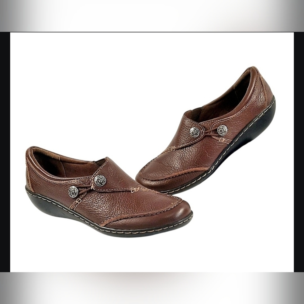 Clarks Women's Ashland Lane Q slip-on Leather Loafers./ in brown Size 7M